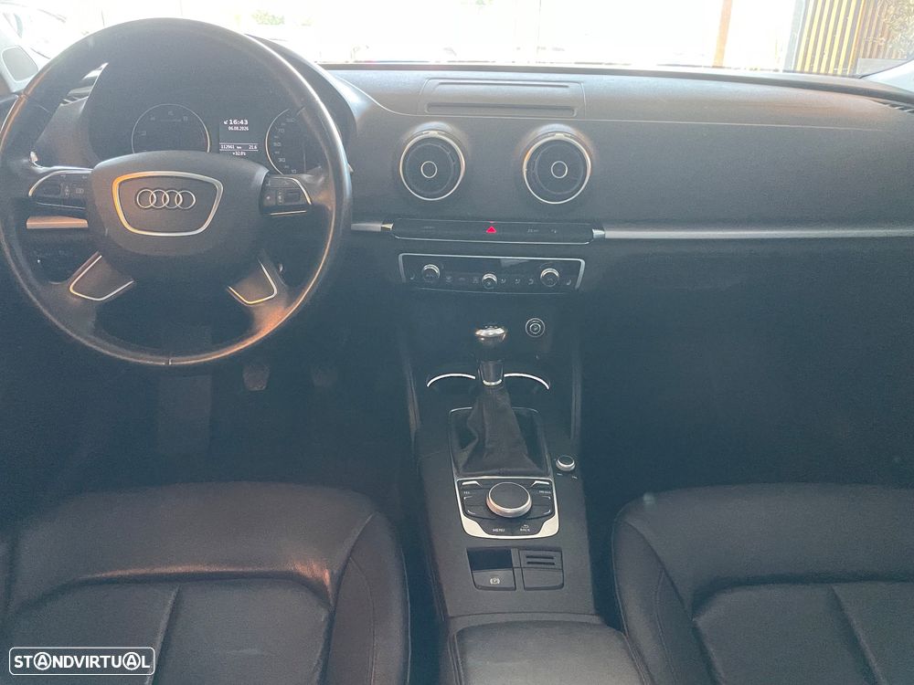 Audi A3 1.2 TFSI Ambiente - 9