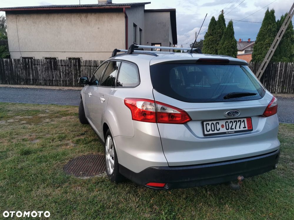 Ford Focus 1.6 Trend - 5