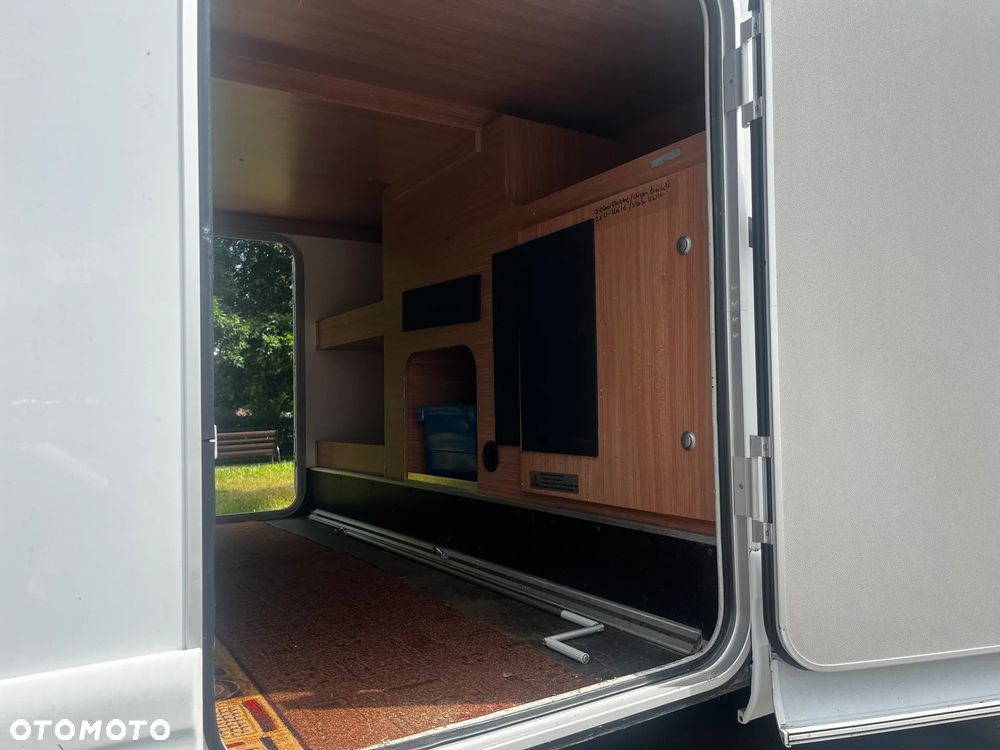 KNAUS SKY TI 650 FM MAG - 9