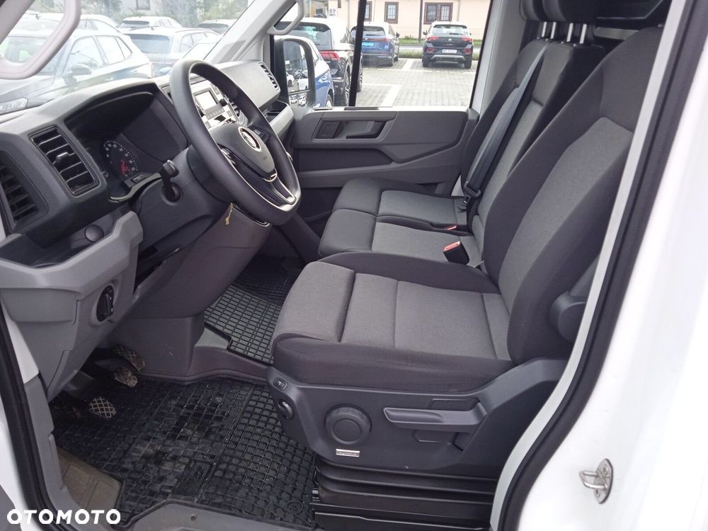 Volkswagen Crafter - 11
