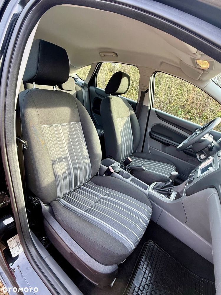 Ford Focus 1.6 16V Black Magic - 21