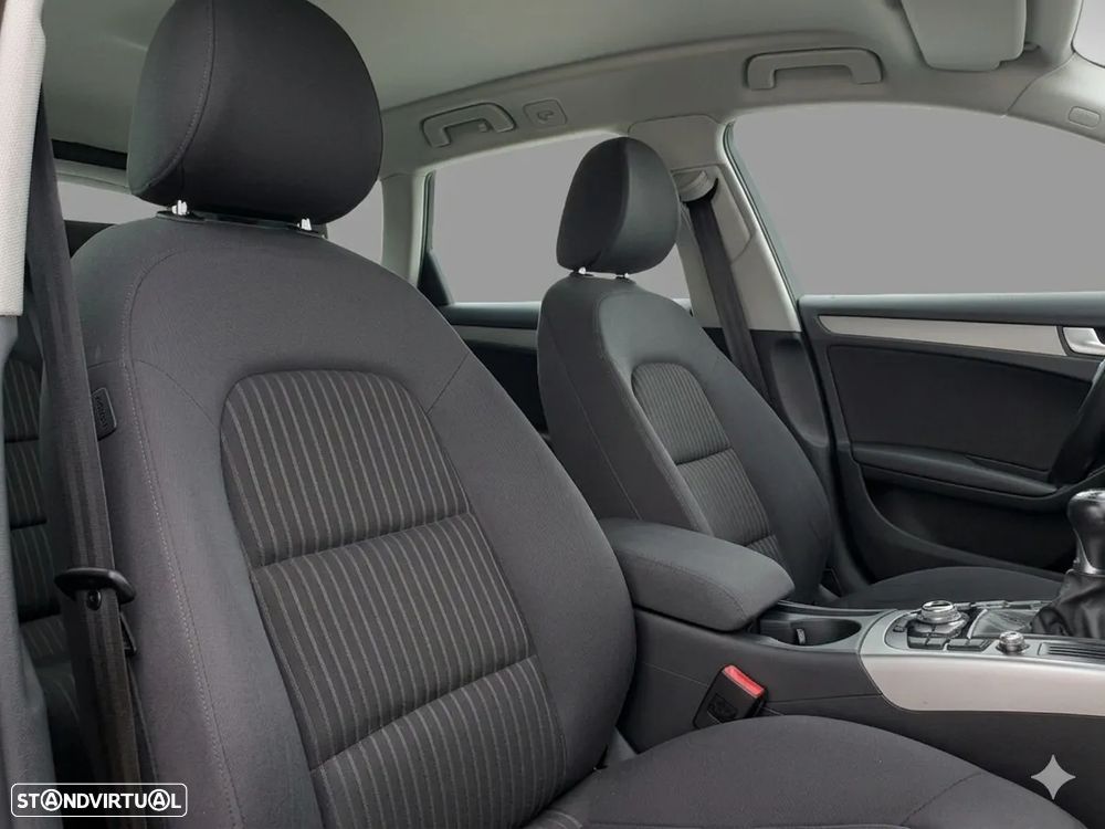 Audi A4 Avant 2.0 TDI Advance - 5