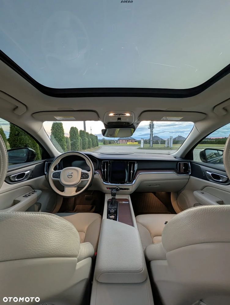 Volvo S60 T5 Inscription - 11