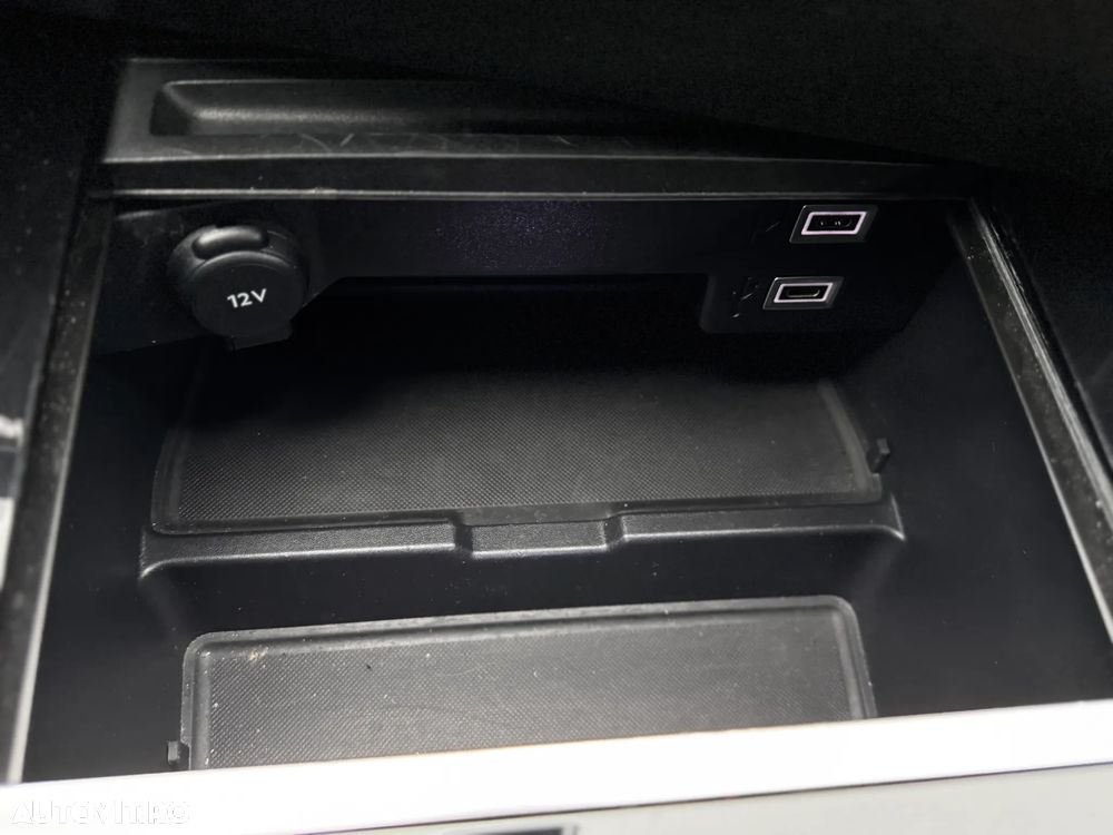 Opel Astra 1.2L Turbo Start/Stop AT8 Elegance - 28