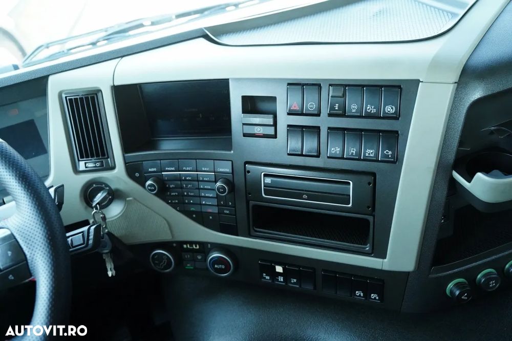 Volvo FM 460 / RETARDER / PTO / CABINĂ JOSĂ / I-SHIFT / EURO 6 - 28