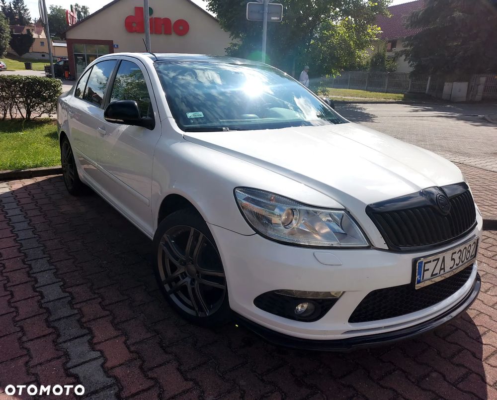 Skoda Octavia 1.6 - 6