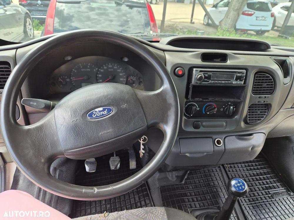 Ford Tranzit - 8