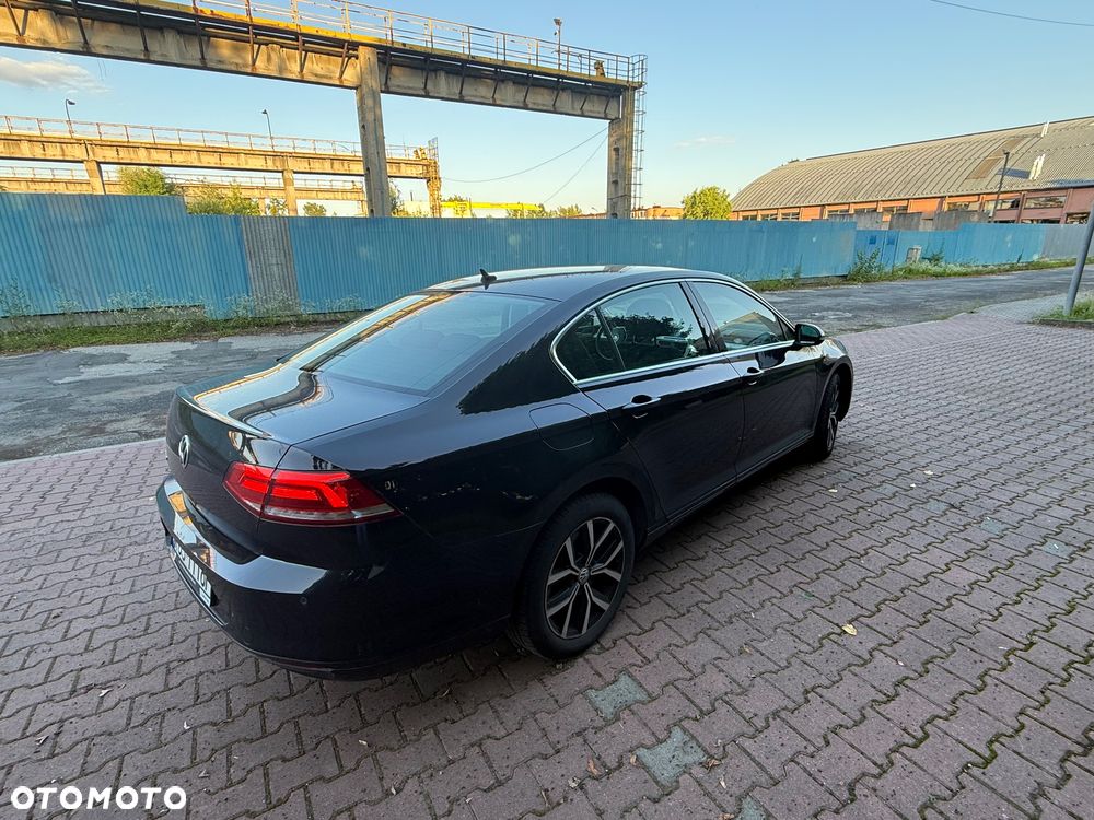 Volkswagen Passat - 7
