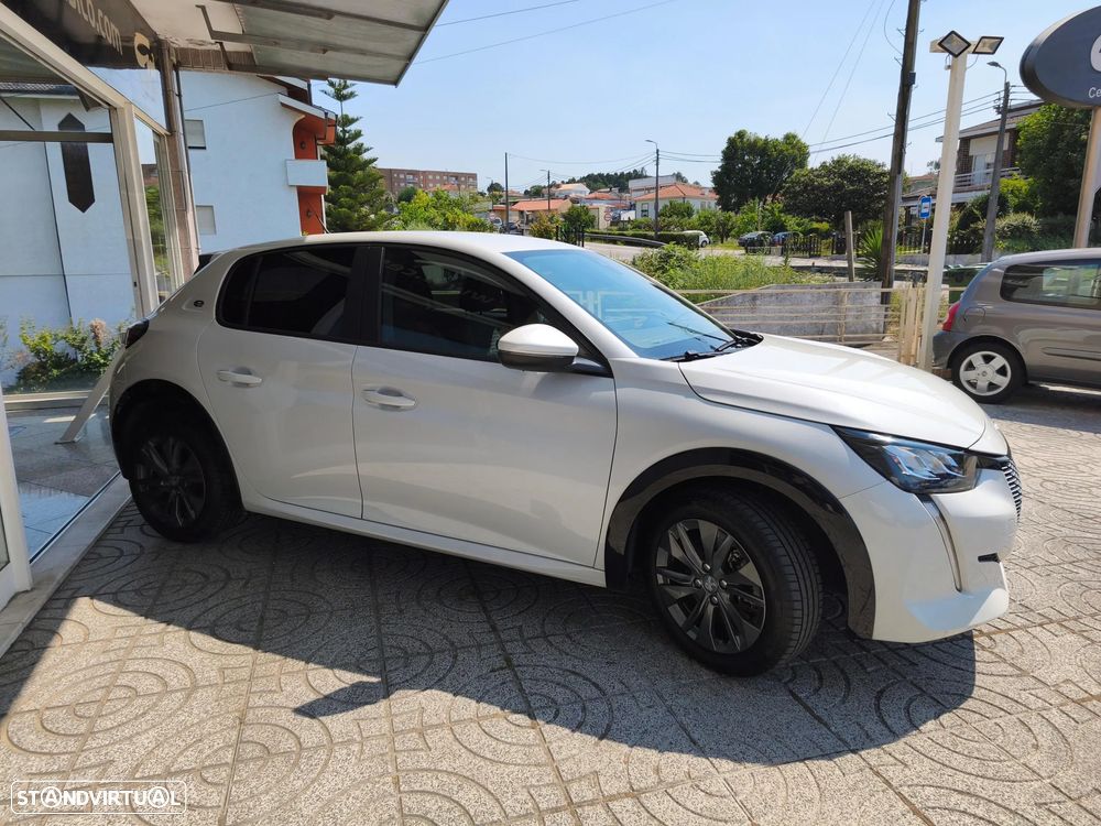 Peugeot e-208 50 kWh Active Pack - 6