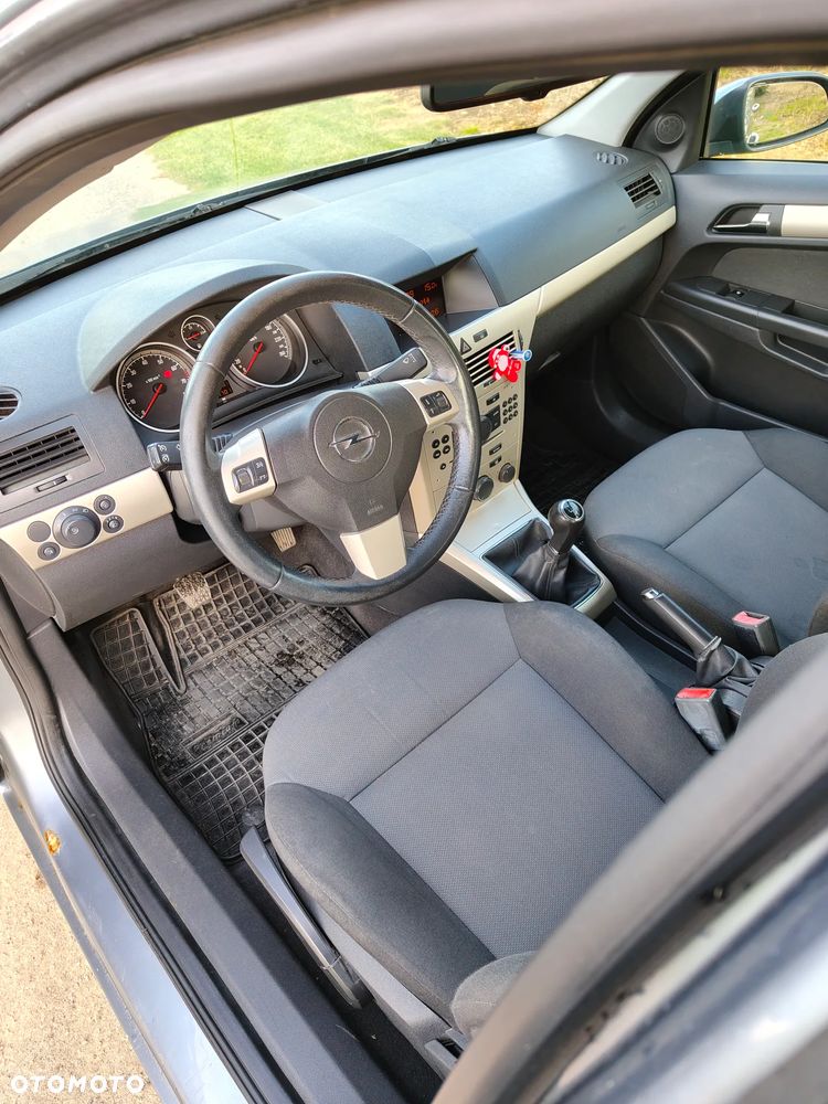 Opel Astra - 8