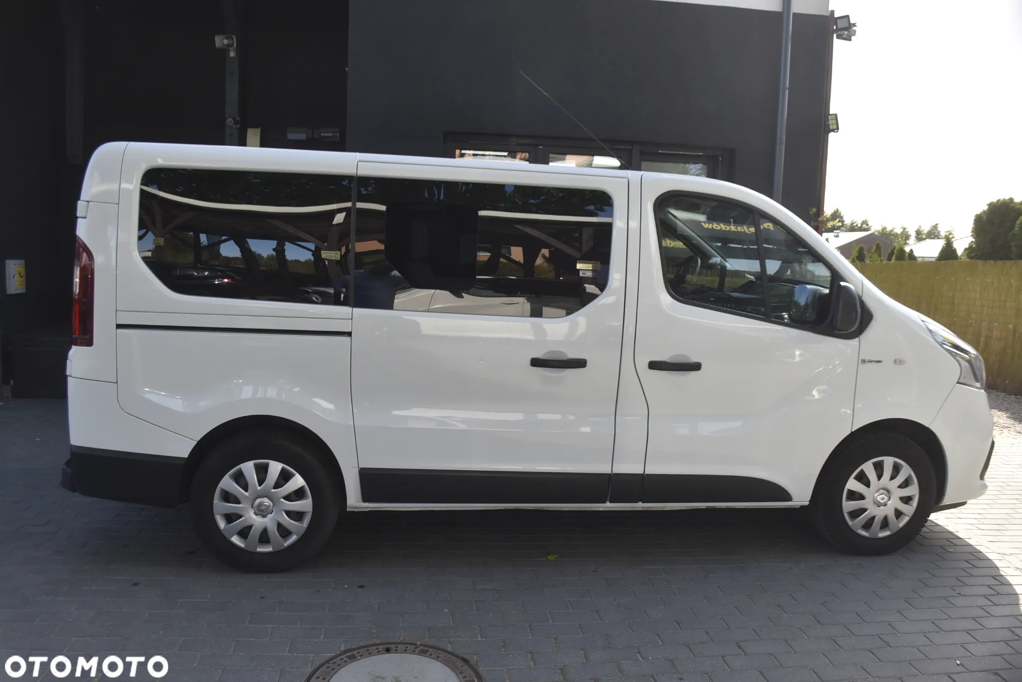 Renault Trafic - 4