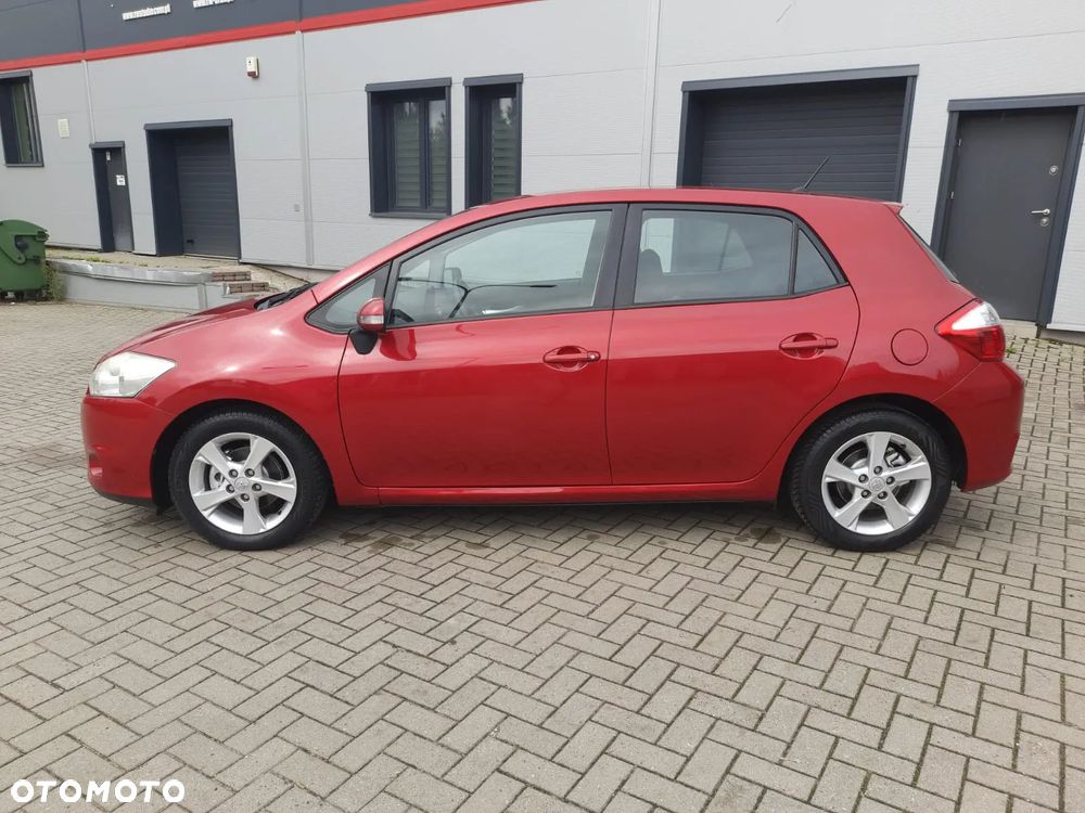 Toyota Auris 1.33 Dual-VVT-i - 7