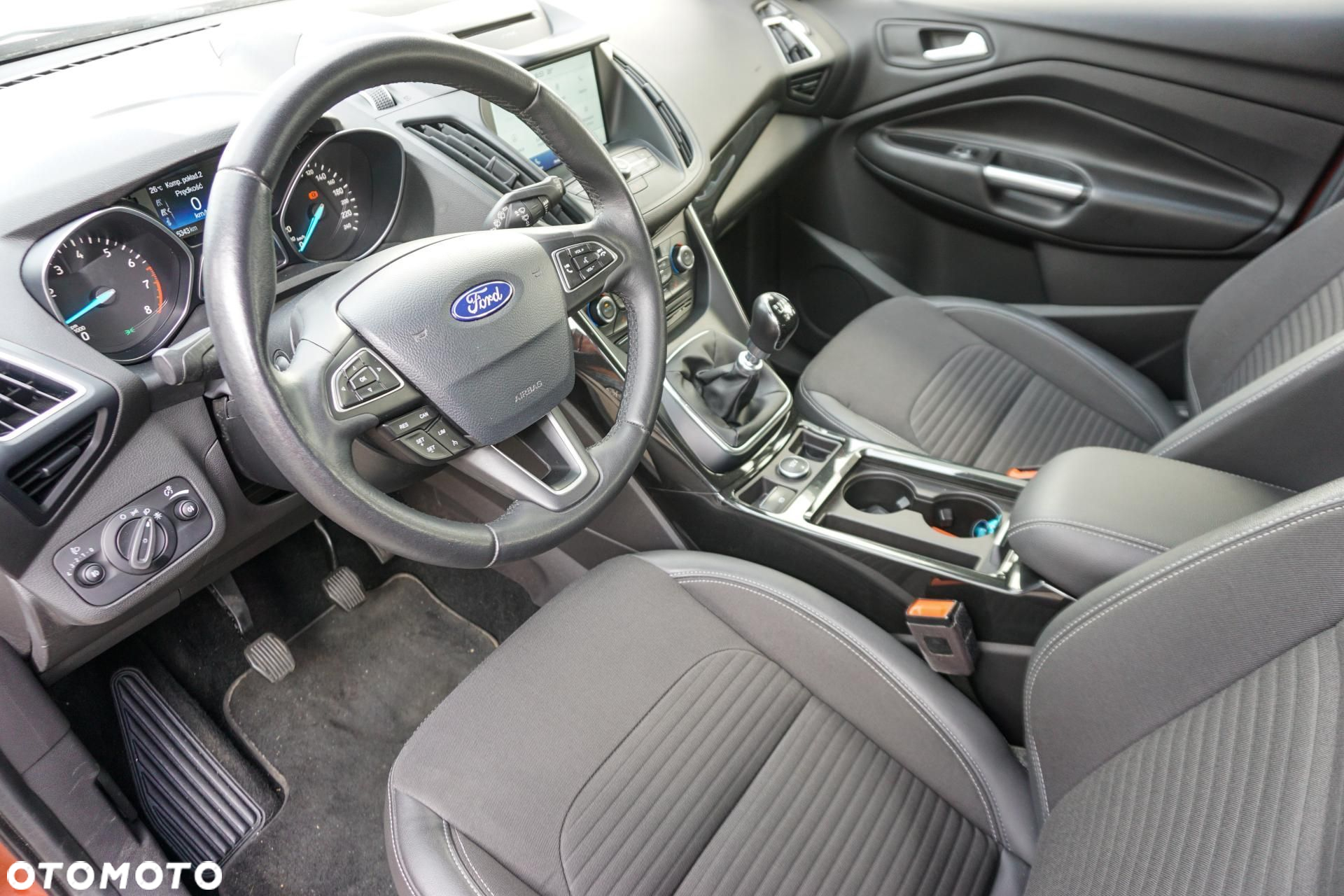 Ford Kuga - 9