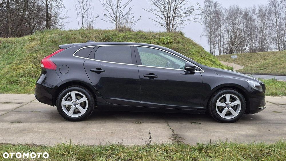 Volvo V40 D2 Momentum - 5