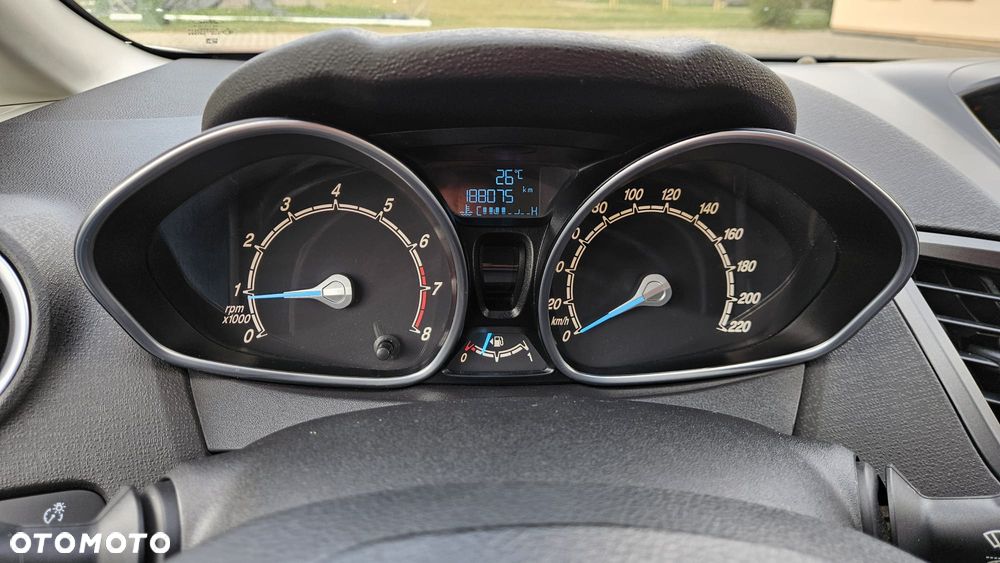 Ford Fiesta 1.25 Ambiente EU5 - 16