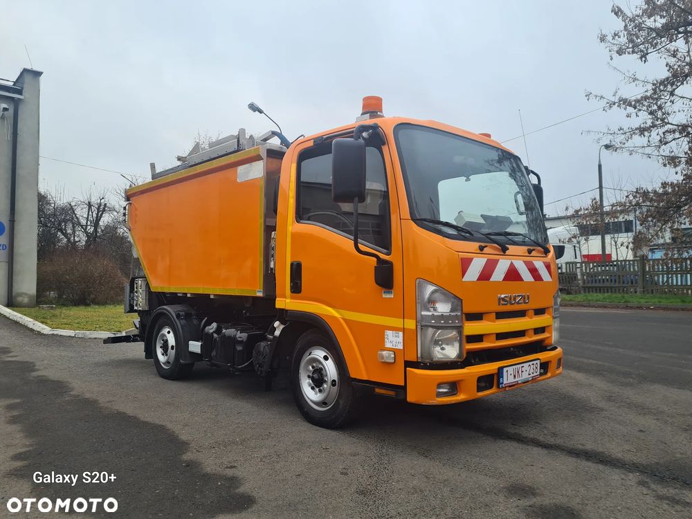 Isuzu NPR 3.0/150PS Śmieciarka oryginalna - 3