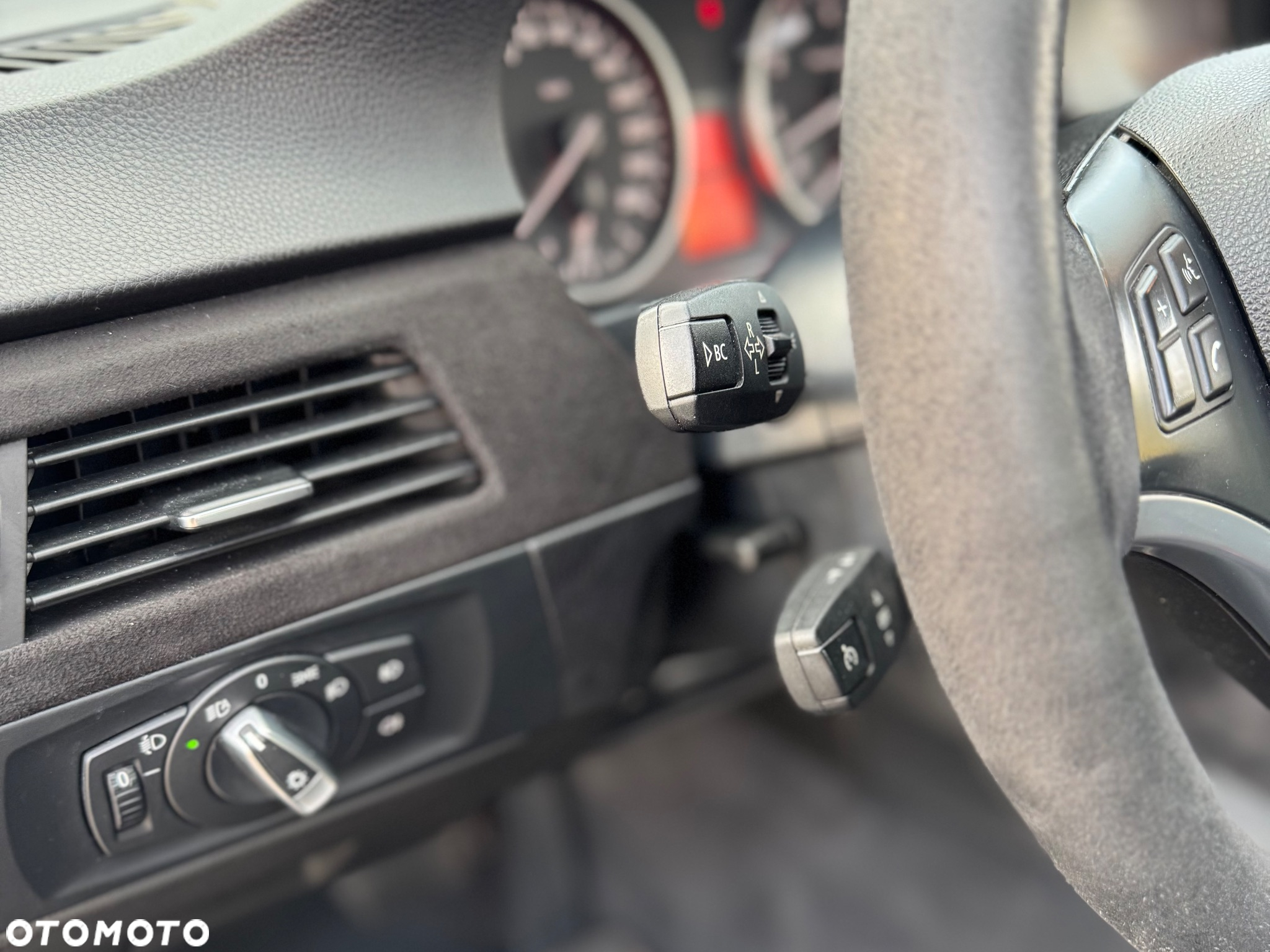 BMW Seria 3 325i - 22