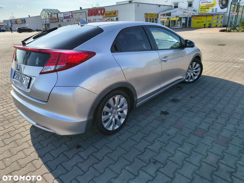 Honda Civic 1.4 i-VTEC - 2