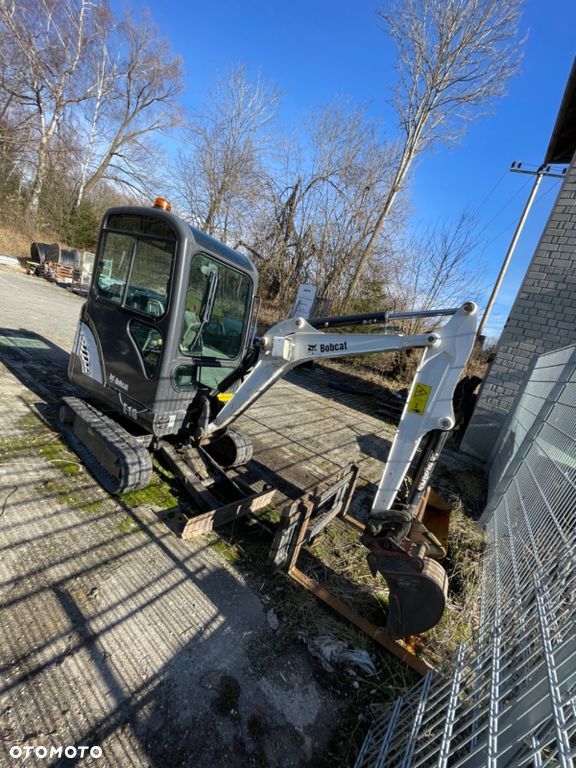Bobcat E16 - 5