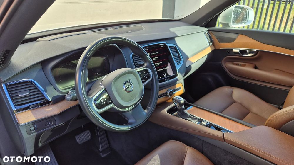 Volvo XC 90 T6 AWD Geartronic Momentum - 11