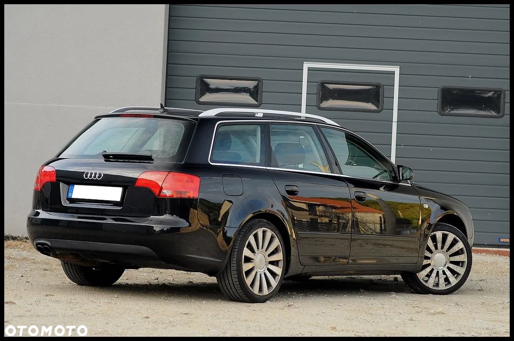 Audi A4 Avant - 16