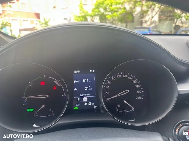 Toyota C-HR - 6