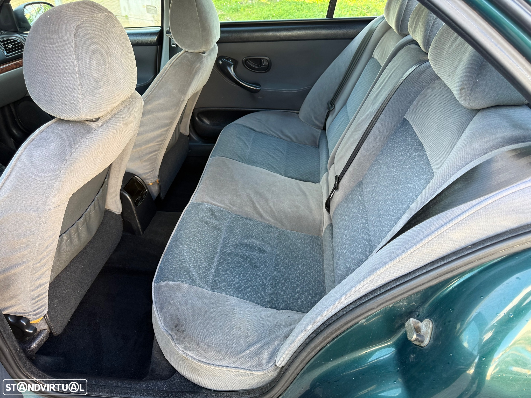 Peugeot 406 2.0 HDi Executive - 16