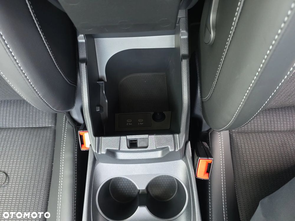 Nissan Qashqai 1.3 DIG-T MHEV N-Connecta Xtronic - 22