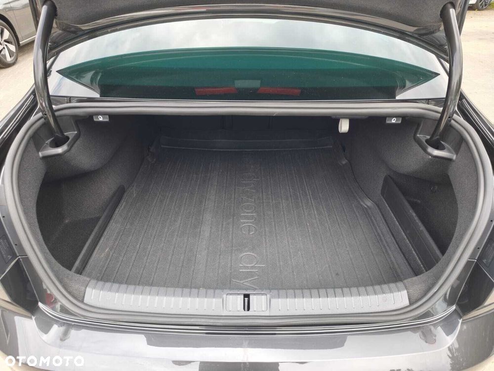 Volkswagen Passat 1.5 TSI EVO Elegance DSG - 11