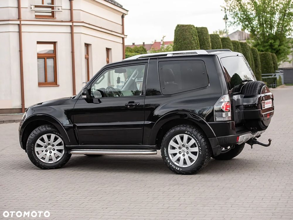 Mitsubishi Pajero 3.2 DI-D Automatik Intense - 10