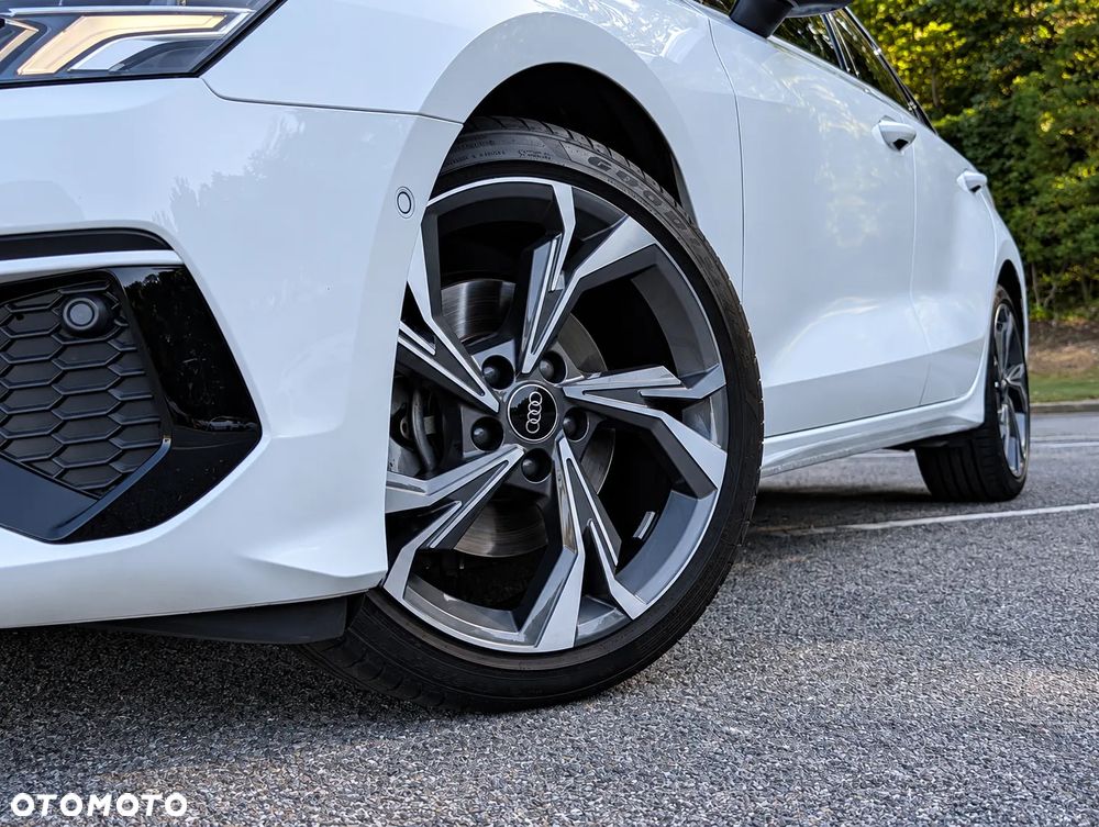Audi A3 Limousine 40 TFSI quattro S tronic advanced - 5