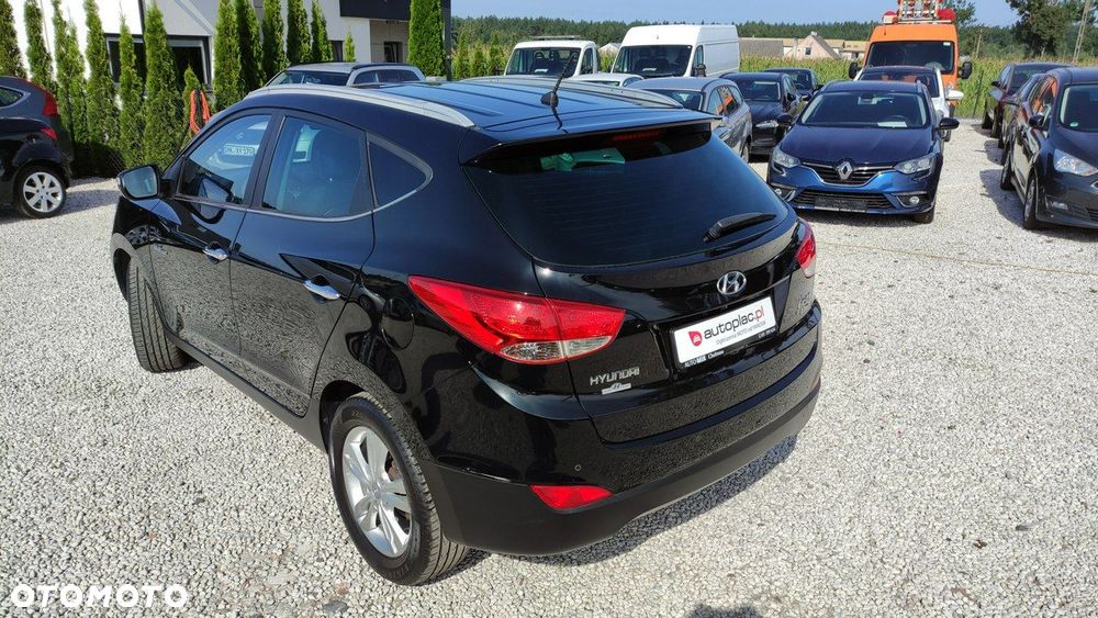 Hyundai ix35 - 11
