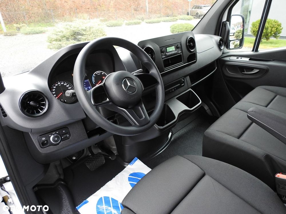 Mercedes-Benz ESPRINTER NOWY ELEKTRYCZNY FURGON AUTOMAT  95KM - 3