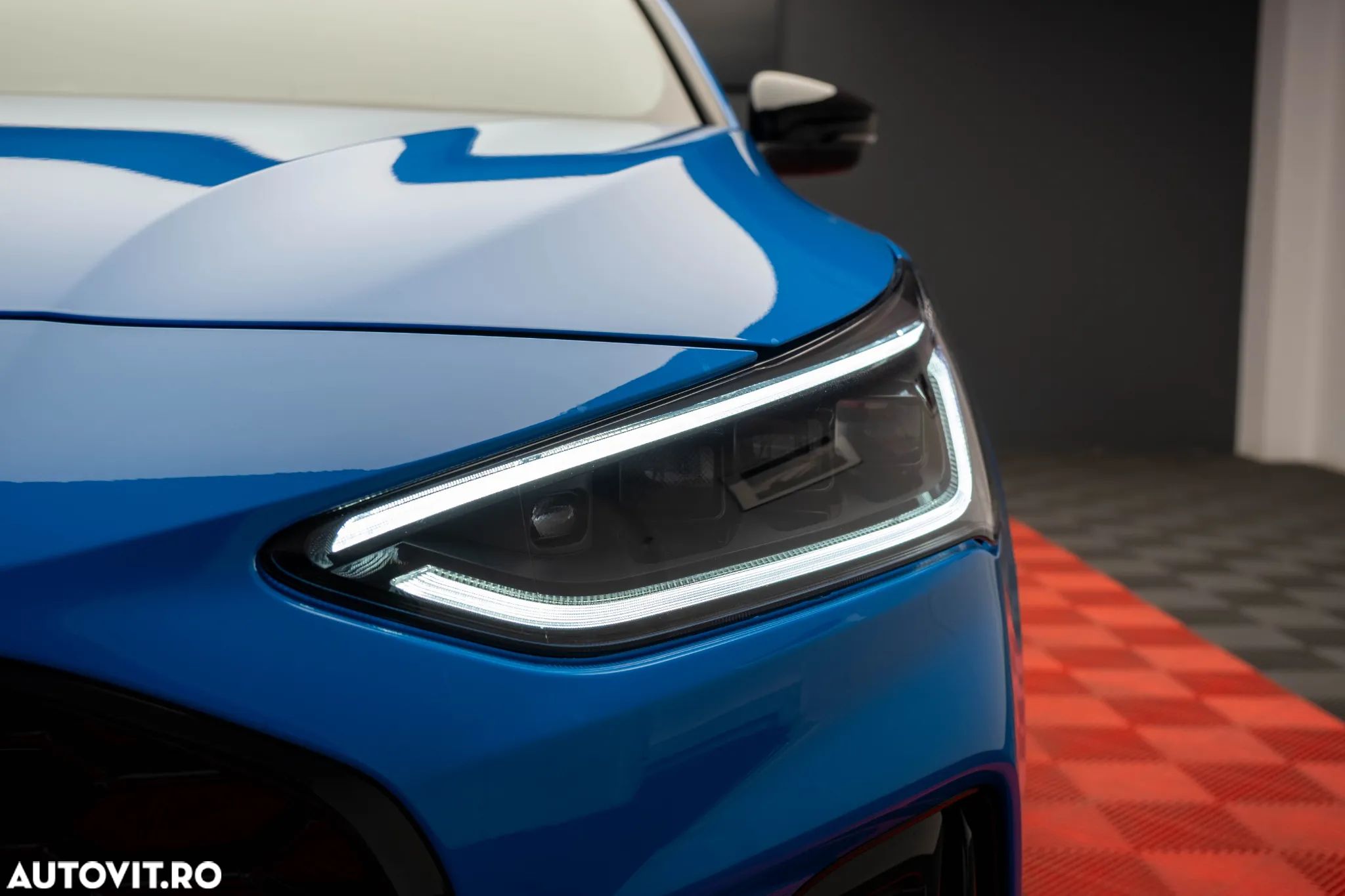 Ford Focus 2.3 Ecoboost 6MT ST X - 1