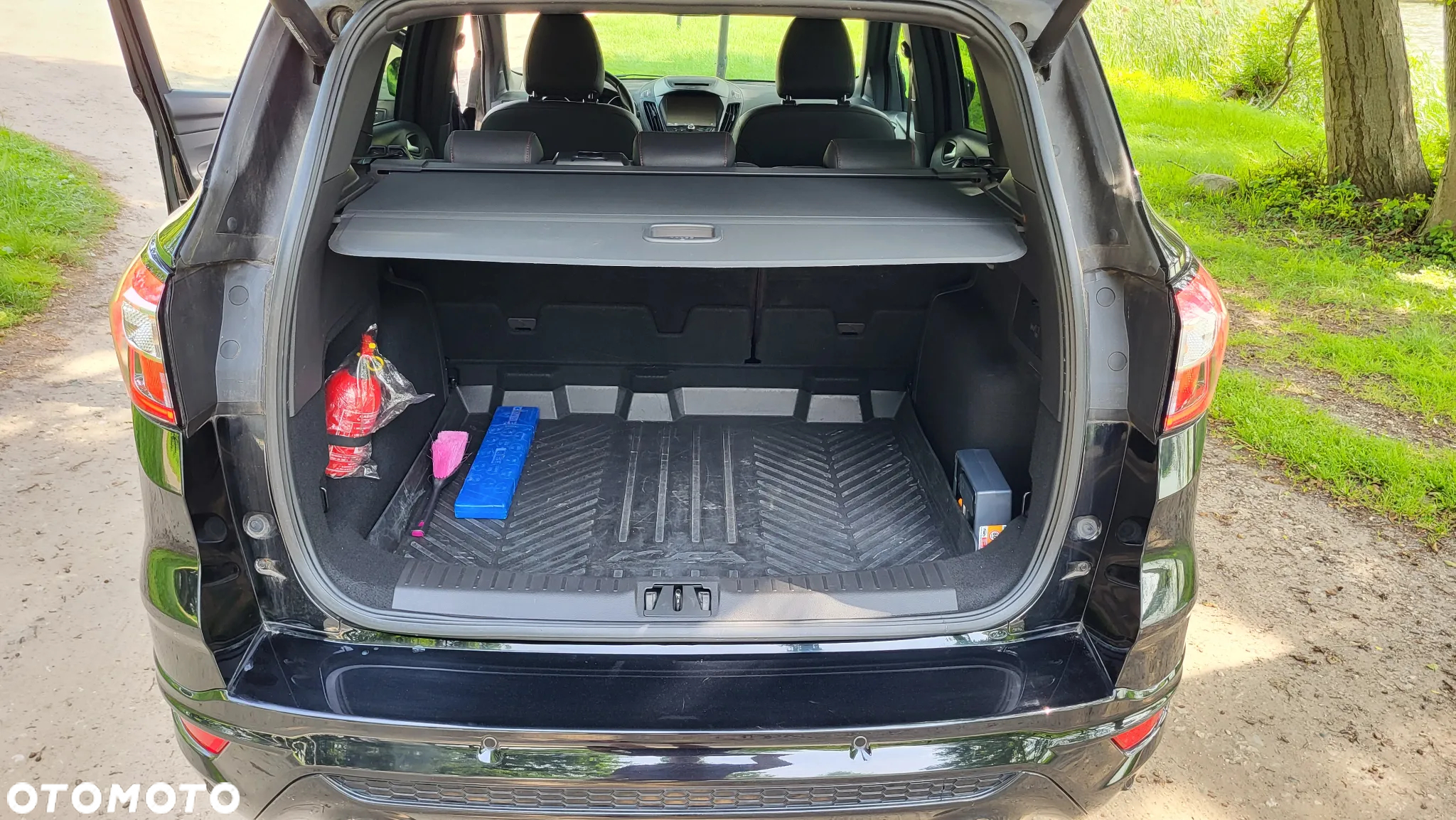 Ford Kuga 1.5 EcoBoost 2x4 ST-Line - 19