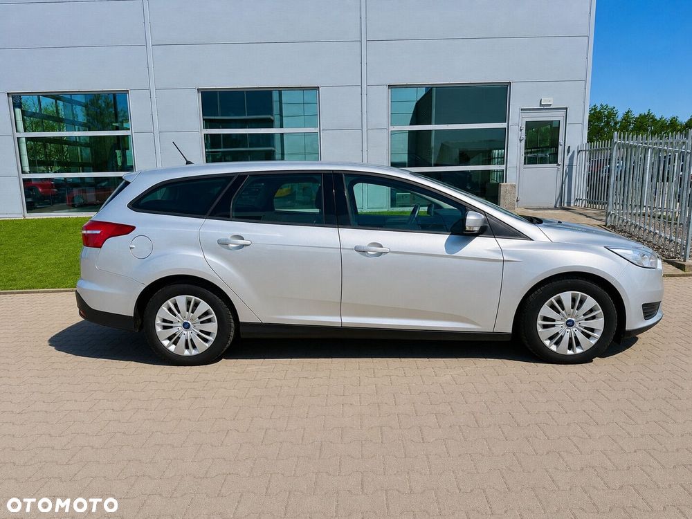 Ford Focus 1.5 TDCi Trend - 5