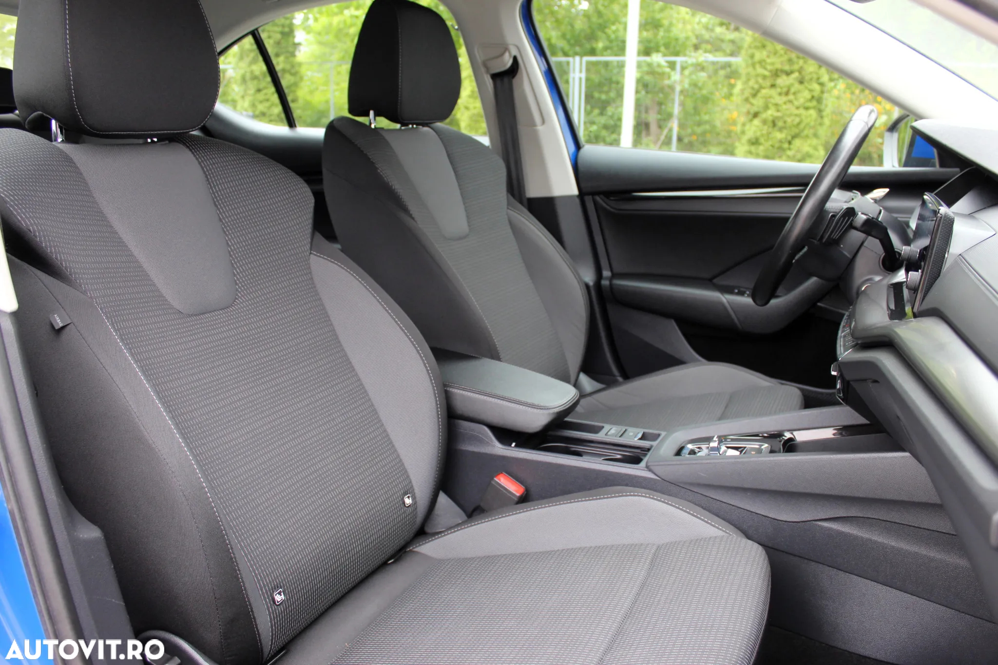Skoda Octavia 2.0 TDI DSG Ambition - 11