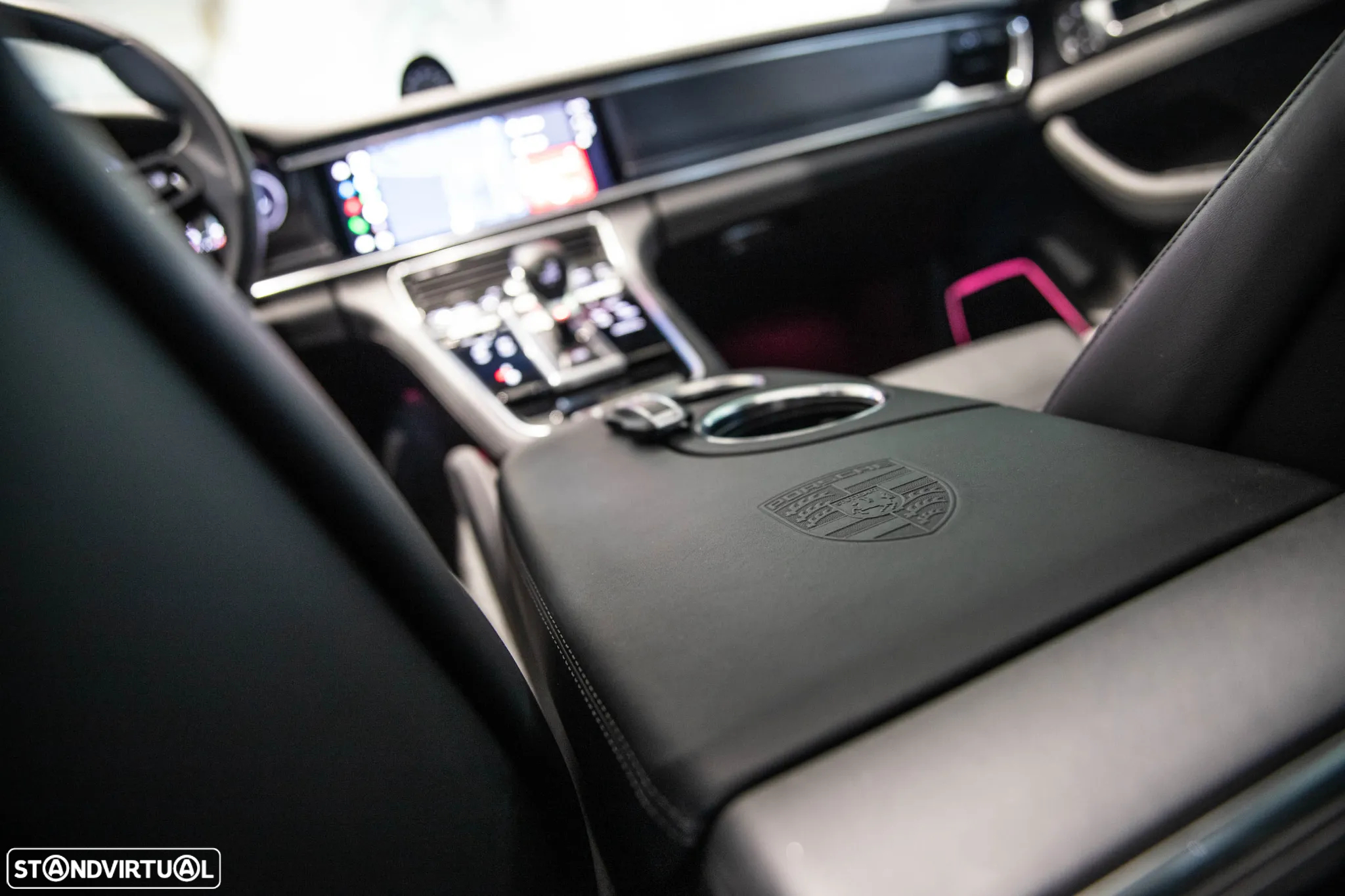 Porsche Panamera Sport Turismo 4 E-Hybrid - 31