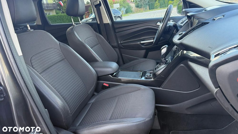 Ford Kuga 2.0 TDCi AWD Titanium - 34