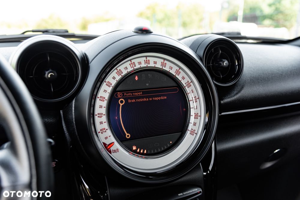 MINI Paceman Cooper SD All4 - 27