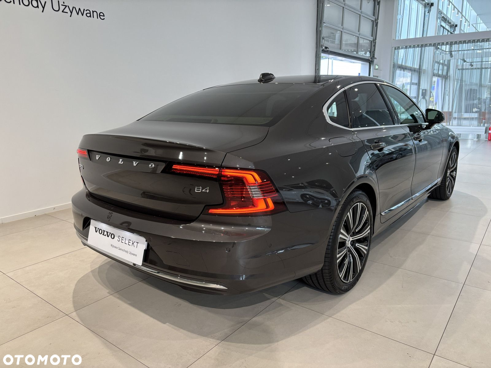 Volvo S90 - 4