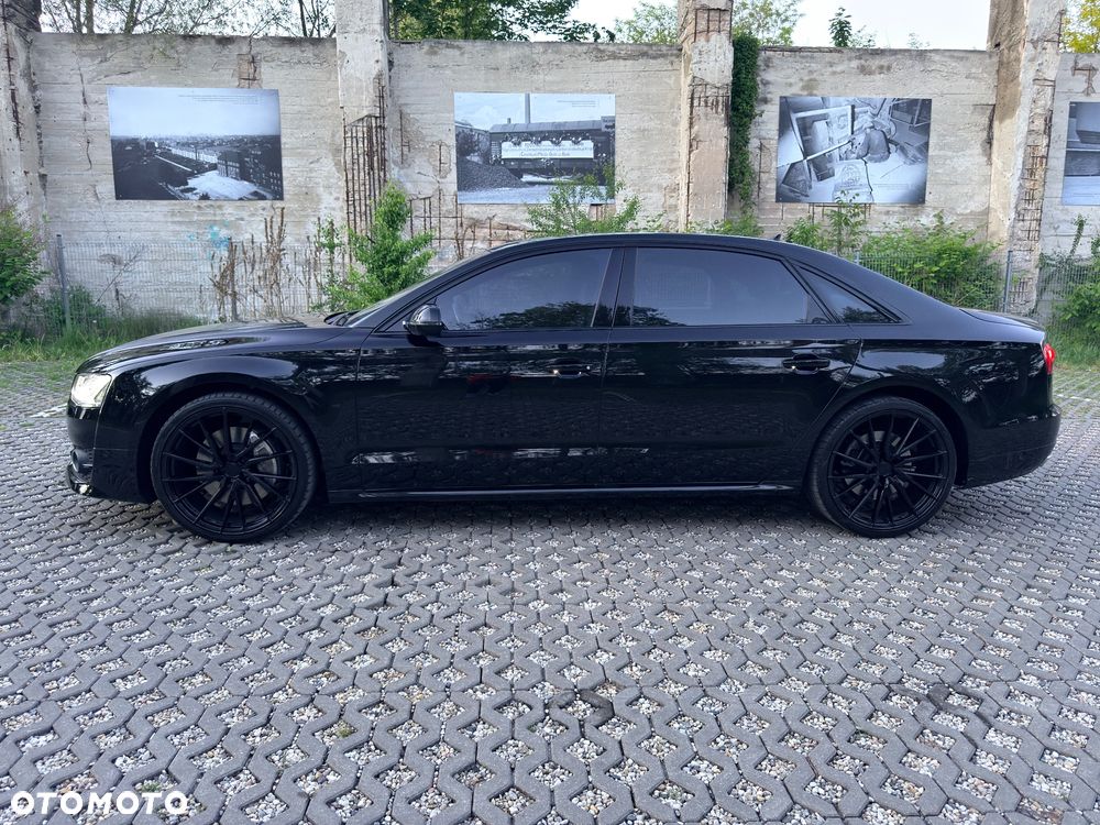 Audi A8 - 10