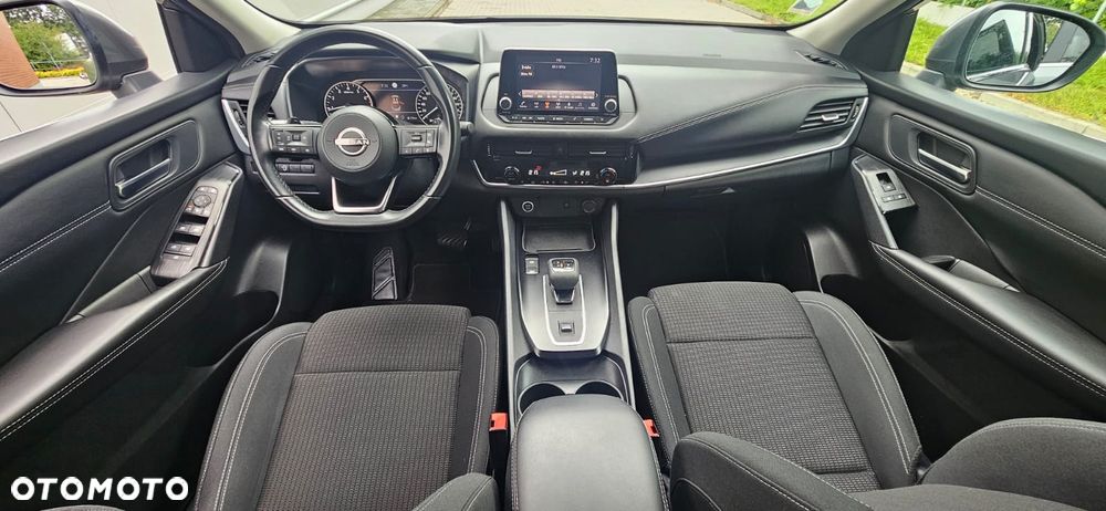 Nissan Qashqai 1.3 DIG-T DCT AKARI - 21