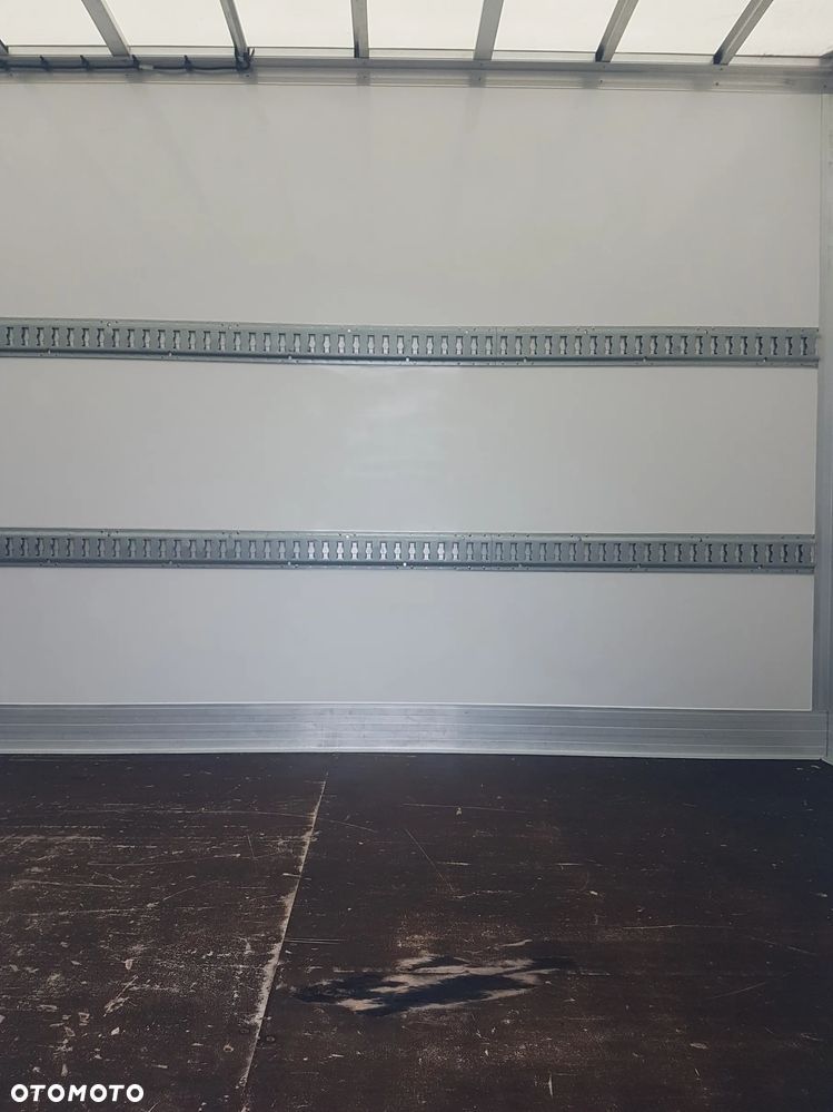 Renault MASTER WINDA KONTENER 8EP 4,23x2,22x2,33 KLIMA DHOLLANDIA KRAJOWY DMC 3500 KG - 31