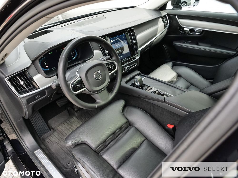 Volvo V90 Cross Country - 16