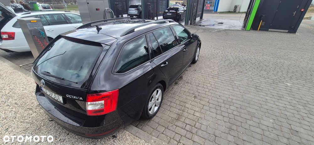 Skoda Octavia 1.6 TDI Active - 11