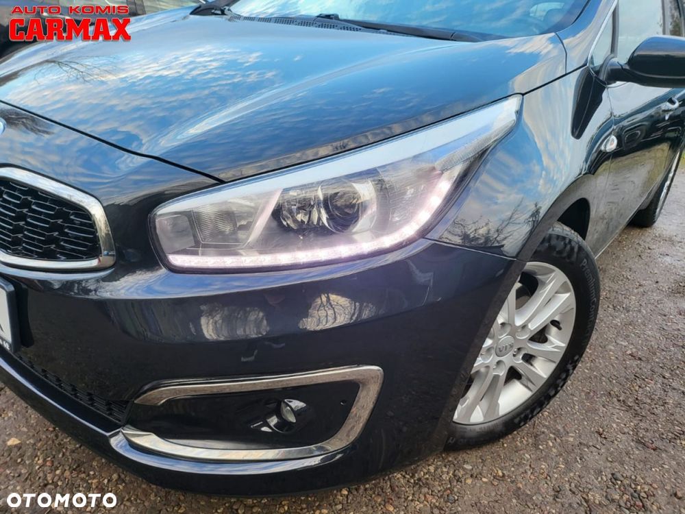 Kia Ceed 1.6 CRDi 136 ISG Platinum Edition - 3