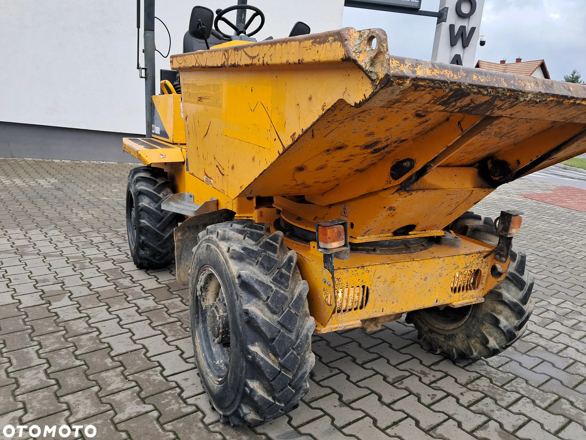 Thwaites Wozidło budowlane obrotowe (kiper + obrót) wywrotka ładowność 3 t tony nowe opony przód * 33KM * światła * prod. 2016* sprawne * 1345 MTH * silnik Yanmar - 8