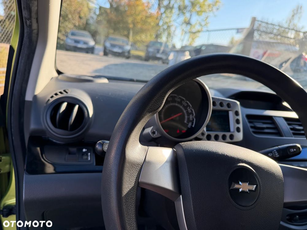 Chevrolet Spark 1.0 LS - 15