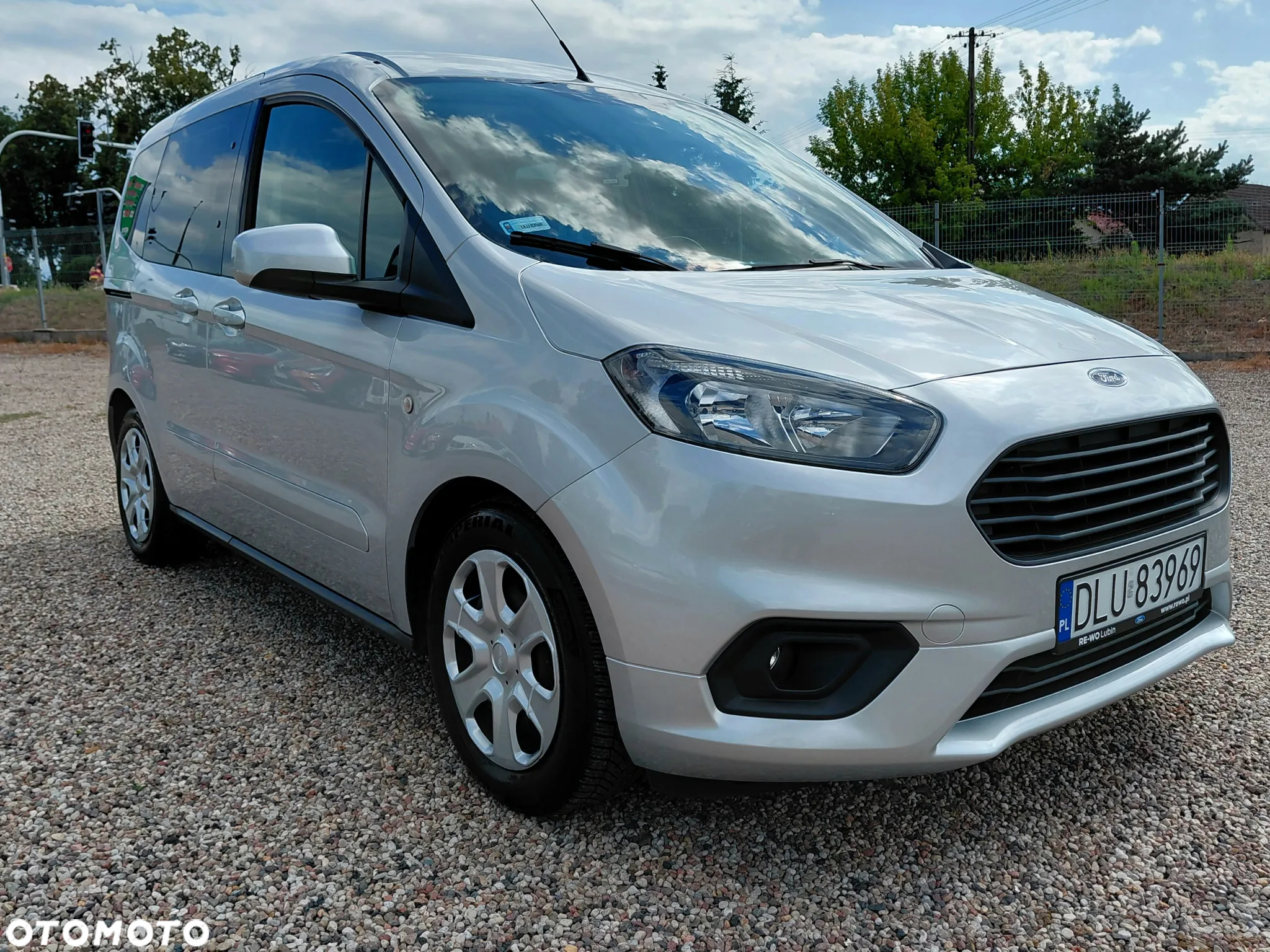 Ford Tourneo Courier 1.5 TDCi Trend - 17